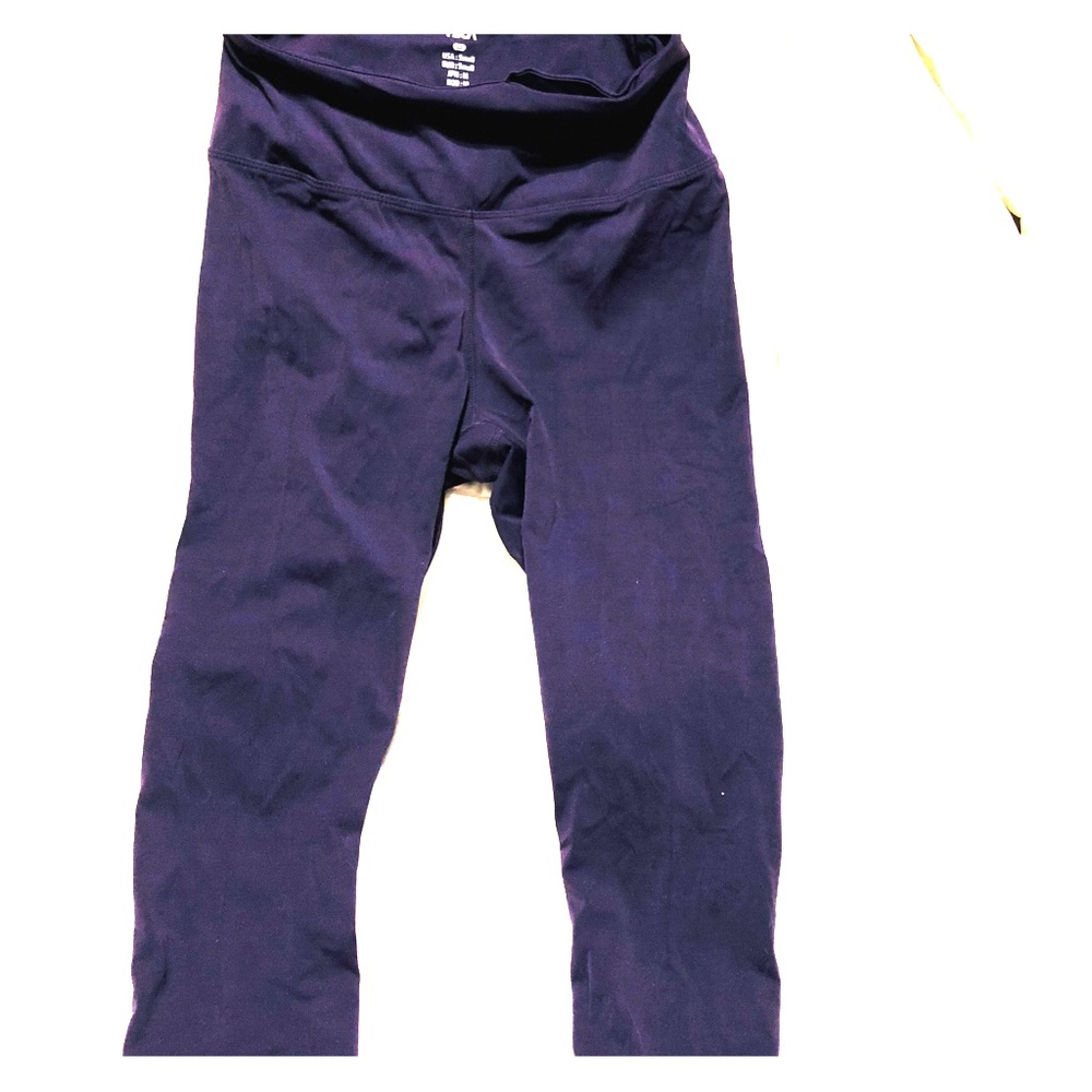 TSLA Capri Leggings
